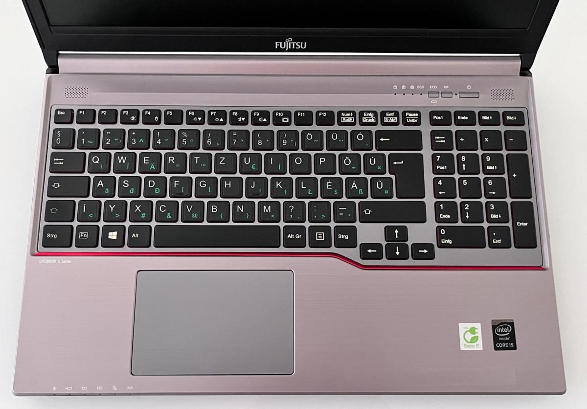 Fujitsu LIFEBOOK E754